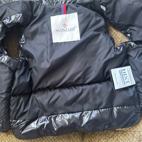 The Moncler Enfant Down-Filled Quilted - Picture 4 of 5